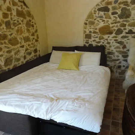 Дом отдыха Beautiful Self-built Ecological House By The River