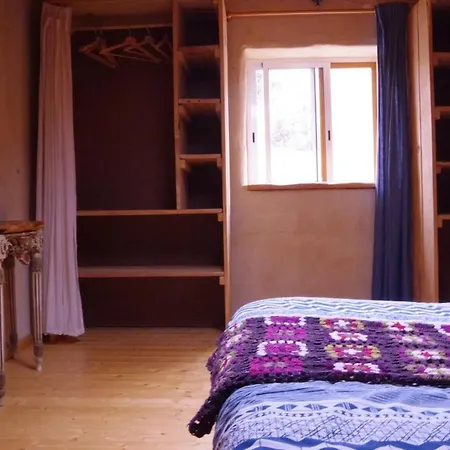 Сasa de vacaciones Beautiful Self-built Ecological House By The River Odeceixe