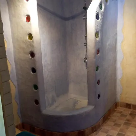 Beautiful Self-built Ecological House By The River Дом отдыха